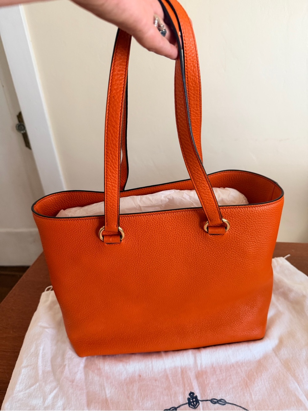Prada Vitello Phenix Embossed Logo Tote Orange Pebbled Leather Gold Hardware - Picture 3 of 8